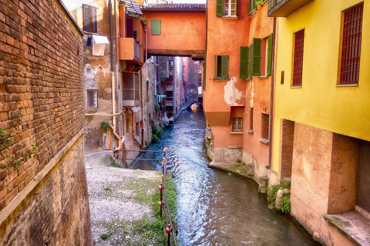 Historic Center - With 2 Single Beds Apartment Bologna Exterior photo